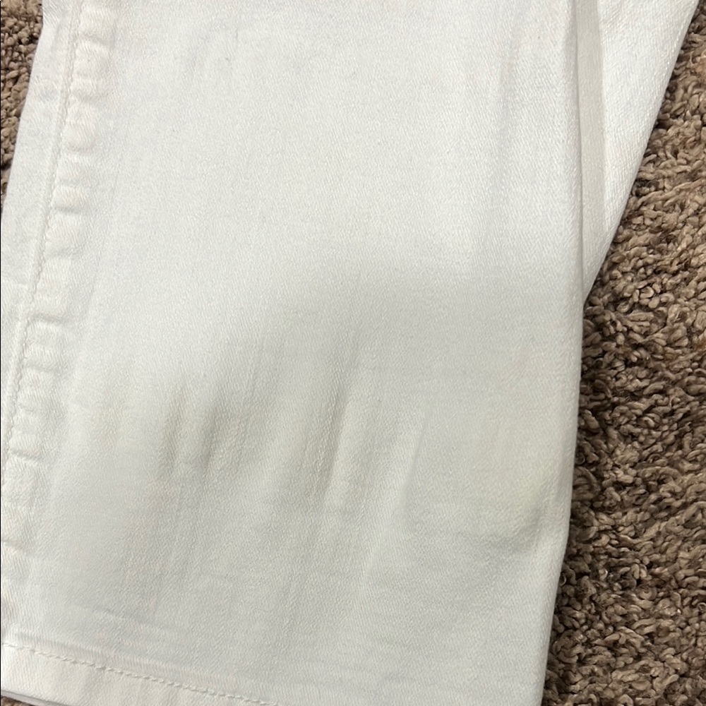 White capris - Picture 7 of 8